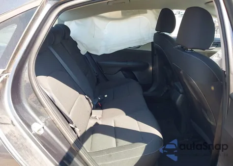 2021 Kia Forte Lxs z USA, uszkodzony, nr VIN 3KPF24AD5ME289208